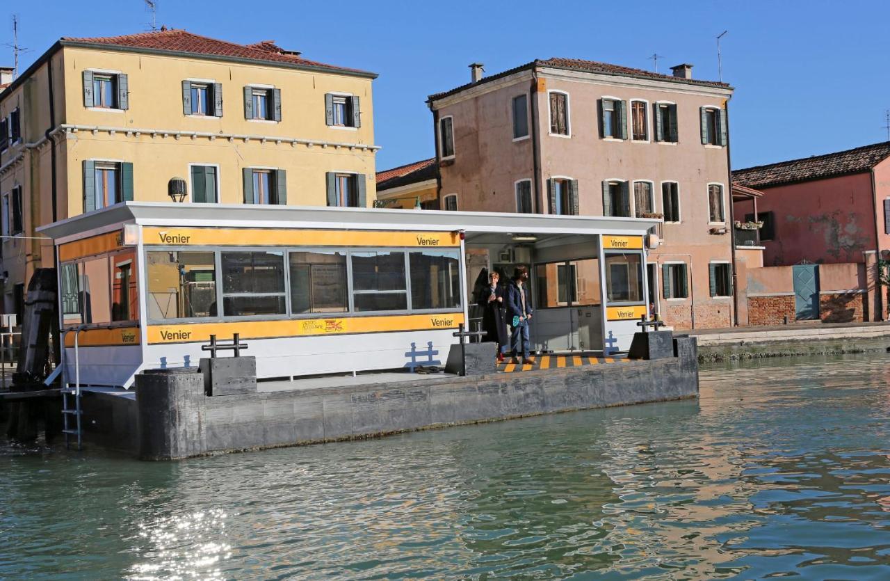 Shuttered Dreams Murano Venice Apartment Exterior photo